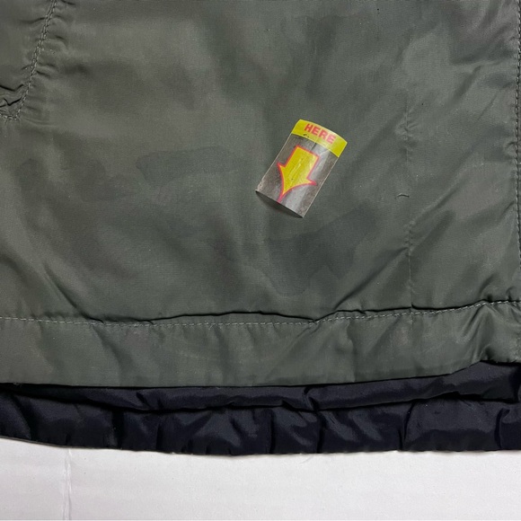 Timberland Nylon Duck Down Reversible (Black Green) Packable Vest Size: M - Picture 10 of 10